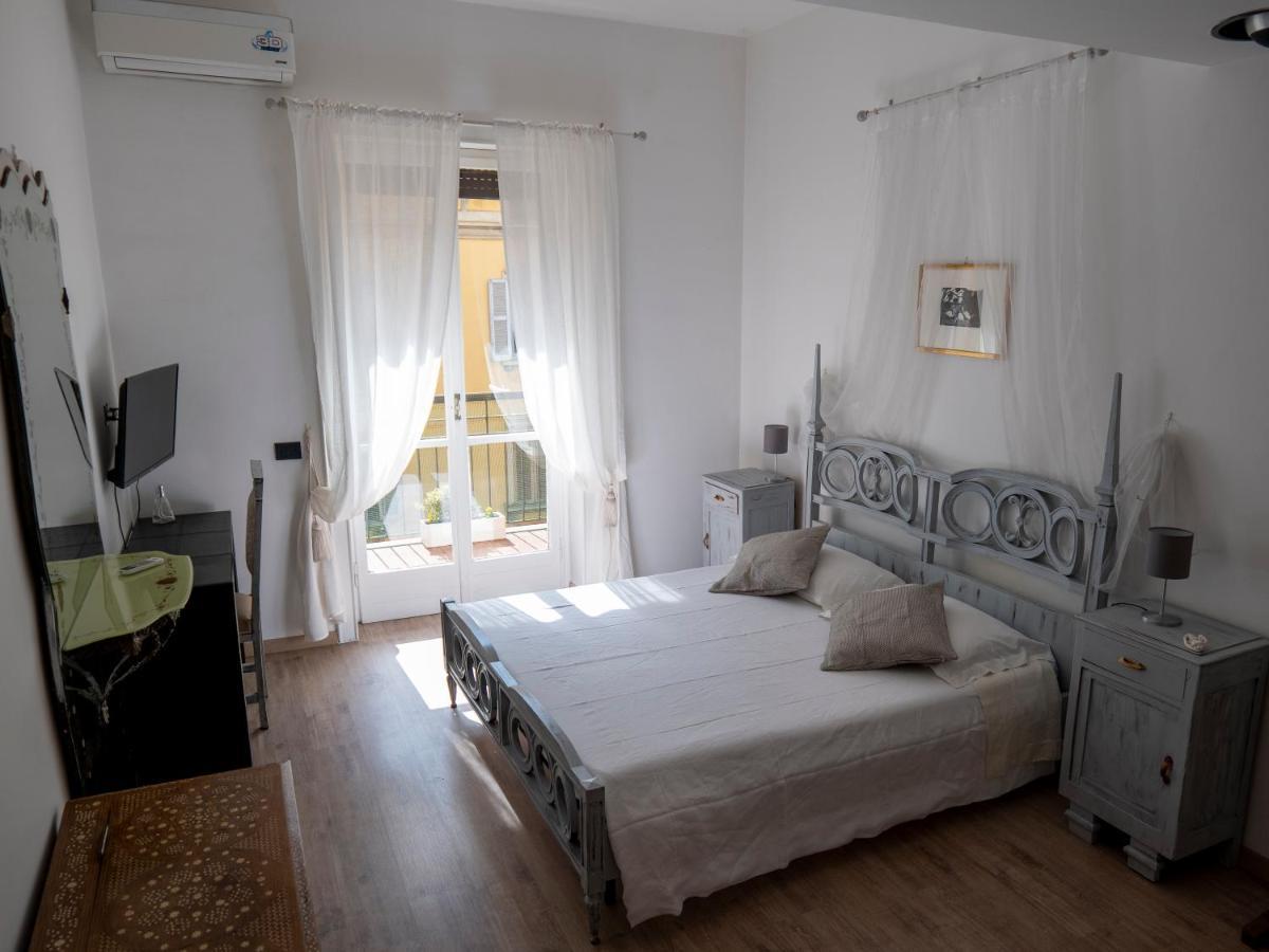 Beautiful Floral Apartment On Navigli Milano Dış mekan fotoğraf